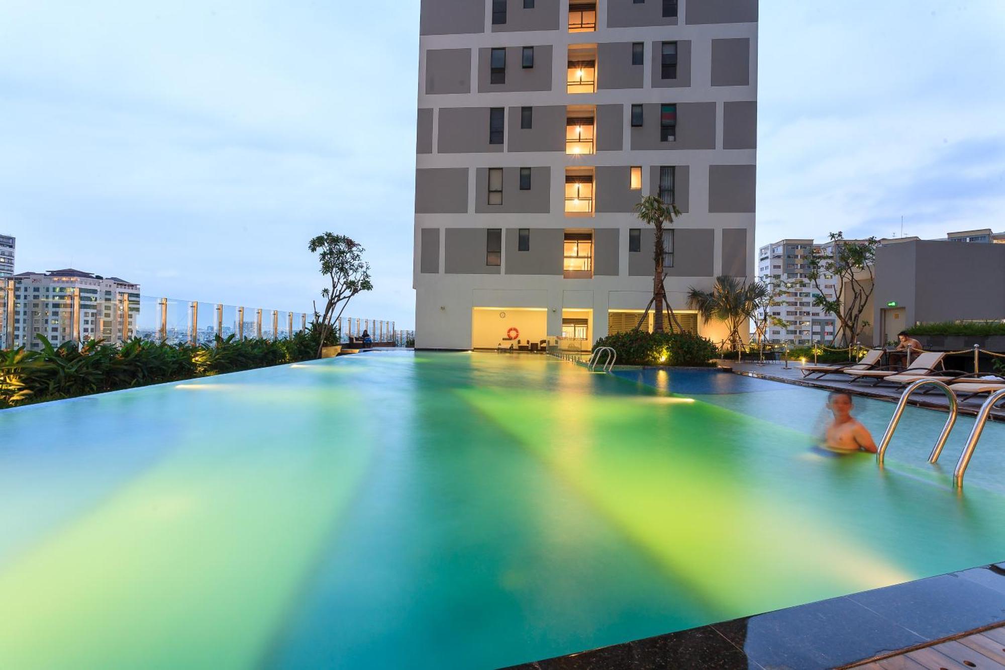 Spacious Saigon - Infinity Pool In Rivergate TP. Hồ Chí Minh Ngoại thất bức ảnh